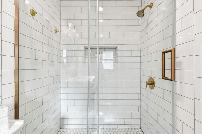 Building Photo - 1107 W Braddock St