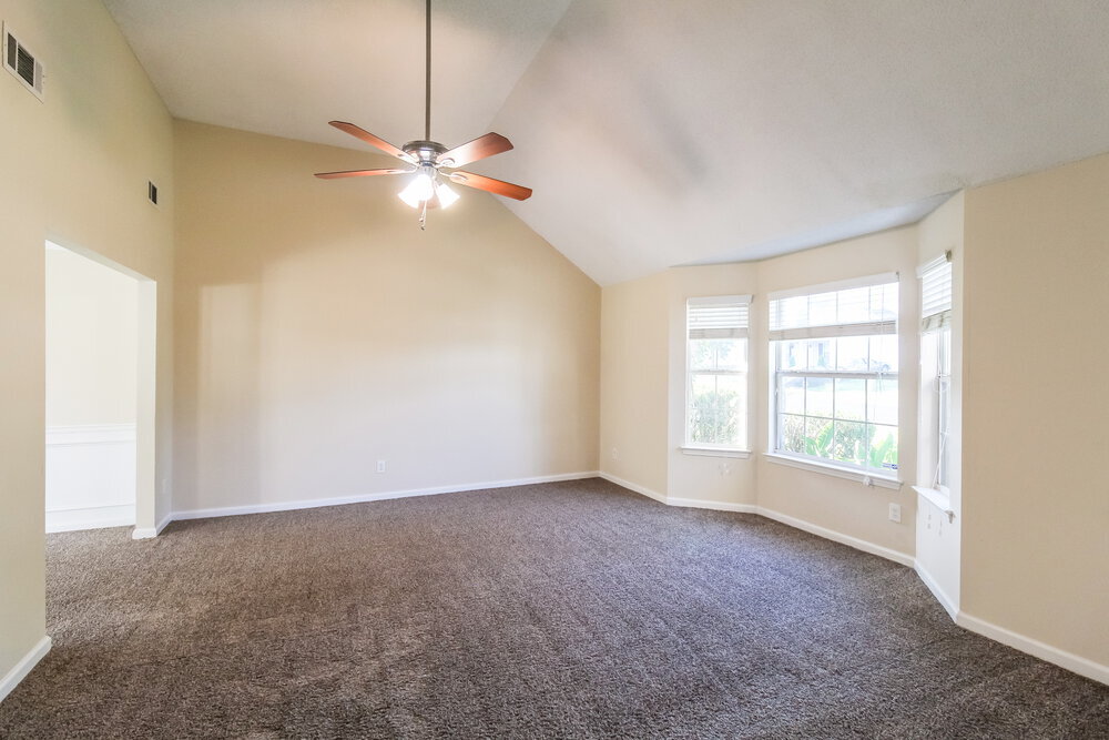 Building Photo - 824 Brisley Cir