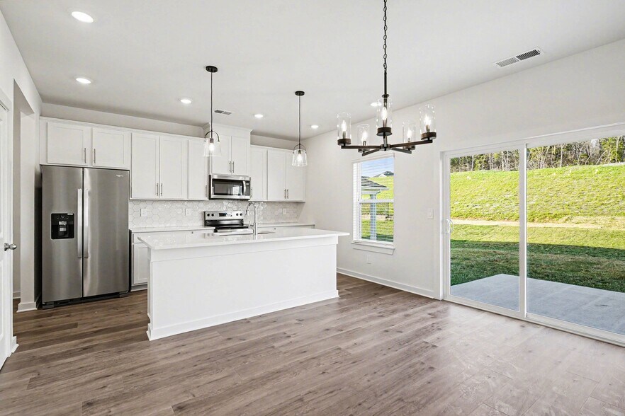 Building Photo - 1933 Mahala Dr