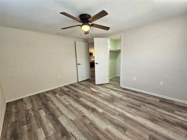 Building Photo - 4849 Camphor Ave