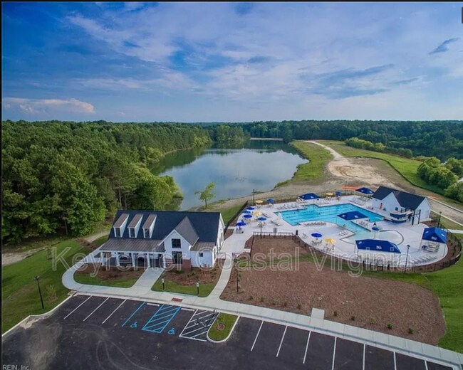 Building Photo - 176 Boxwood Ln