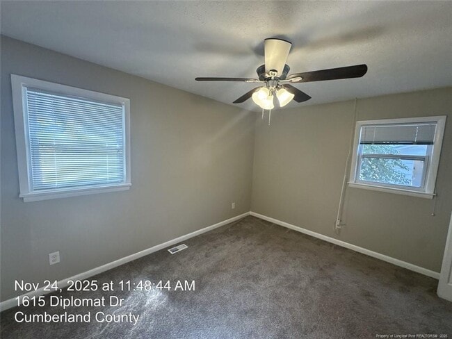 Building Photo - 1615 Diplomat Dr