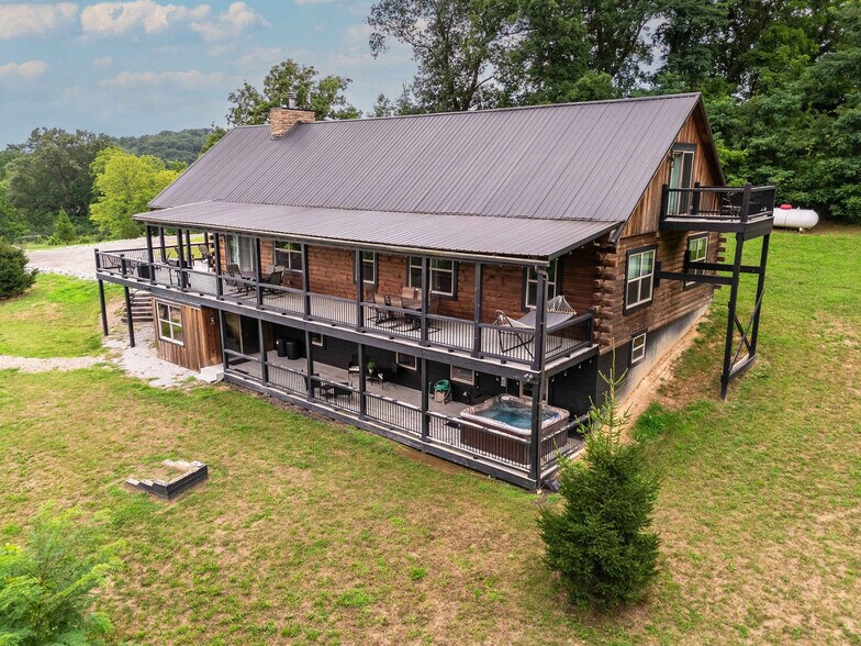 Building Photo - 64420 Bethel Rd