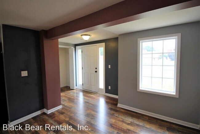 Building Photo - 1 br, 2 bath House - 424 Deaverview Road