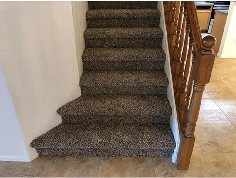 Building Photo - 1293 S Bridgegate Dr