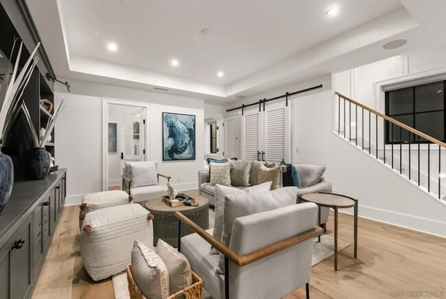 Building Photo - 715 F Ave