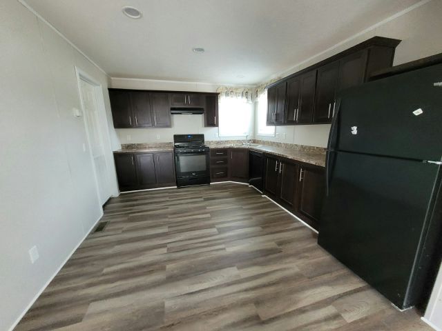 Building Photo - 11402 4th St NE