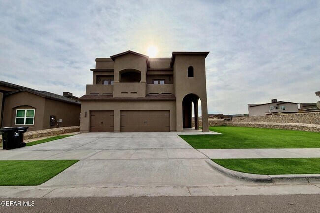 Building Photo - 122 Esther Trl