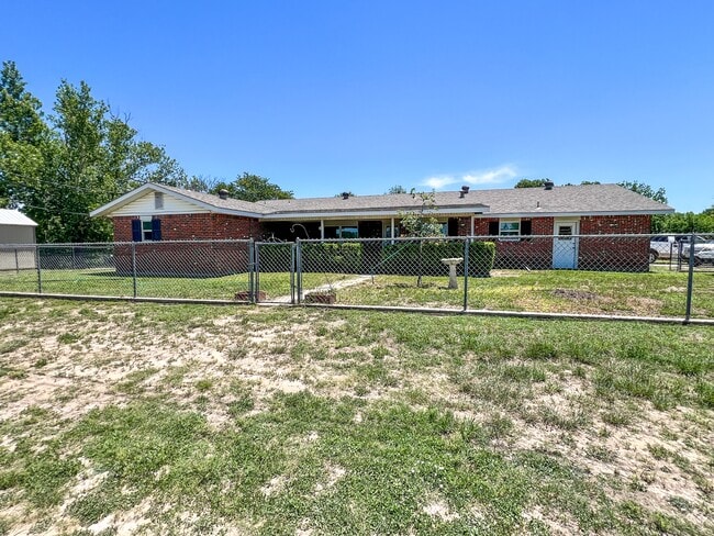 Building Photo - 986 Lone Star Dr