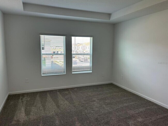 Building Photo - 3350 Laurent Lp