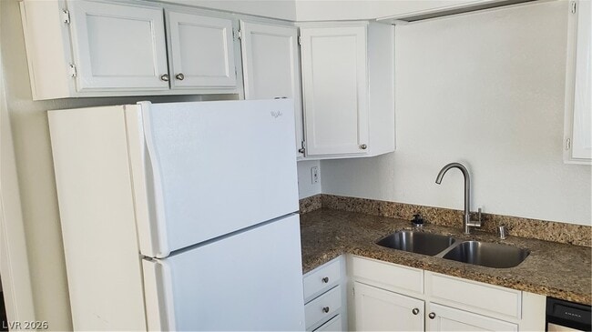 Building Photo - 3834 Cirrus Ave