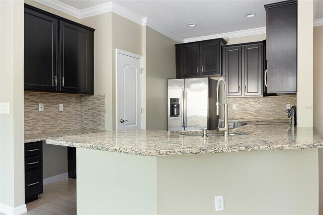 Building Photo - 7001 Interbay Blvd