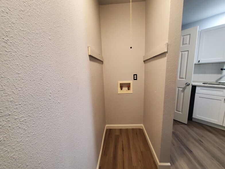 Washer Hookup - 4082 Enchanted Sun