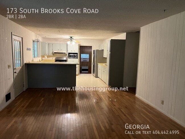 Building Photo - 173 S Brooks Cove Rd
