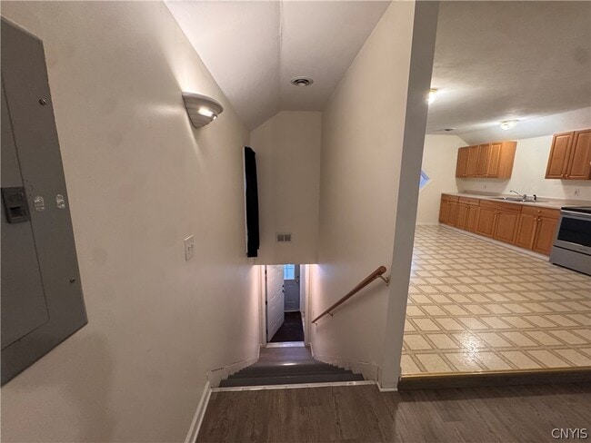 Building Photo - 5553 W Main St