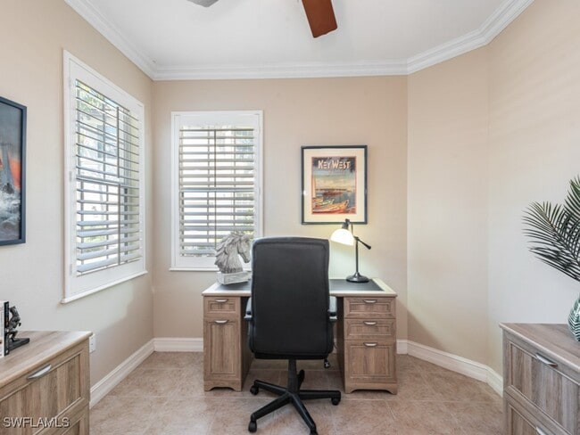 Building Photo - 2012 Tarpon Bay Dr N