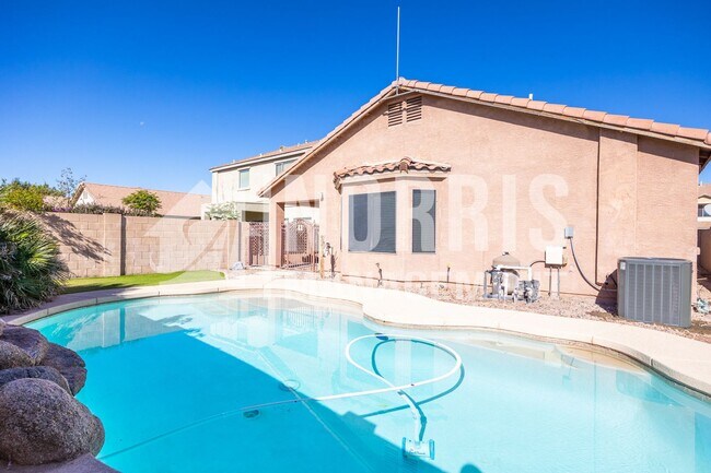 Building Photo - Beautiful Home with a Freshly Updated Pool...
