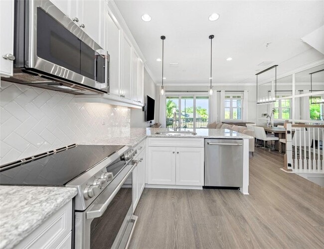 Building Photo - 4022 Rocky Shores Dr