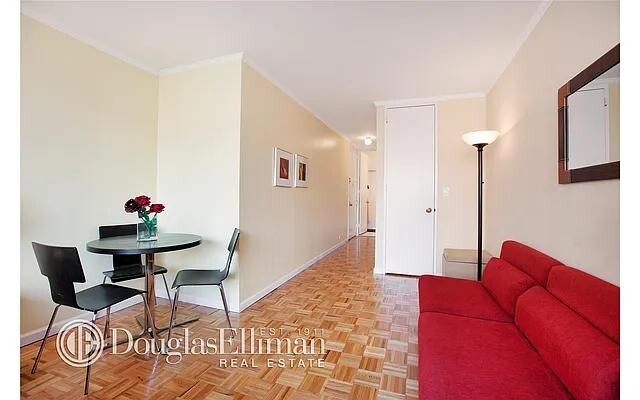 Building Photo - 393 W 49th St