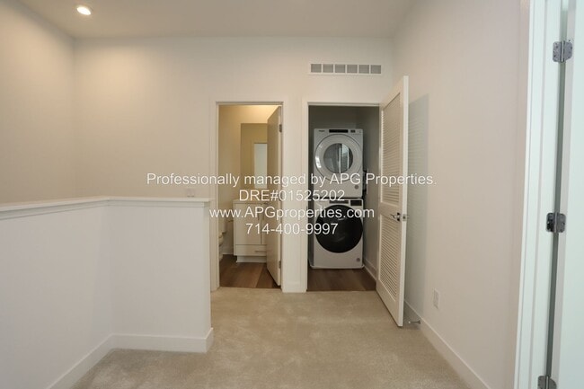 Building Photo - 1511 W Bushell St