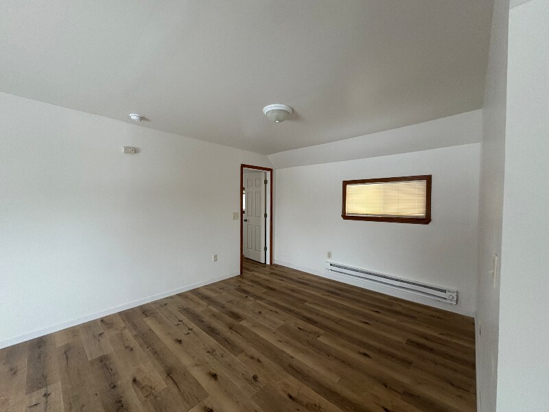 Building Photo - 543 Como Ave