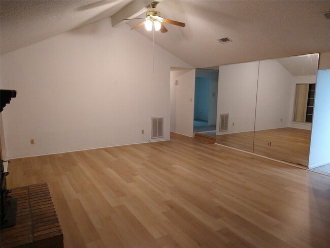 Building Photo - 11022 Longtom Ct