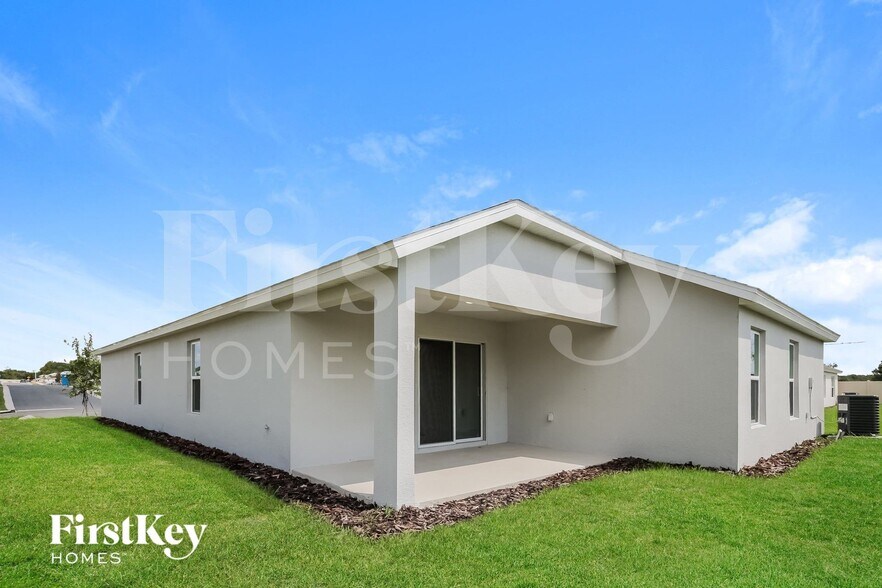 Building Photo - 702 Yeager Ct