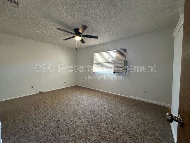 Building Photo - 14170 Montecito Pl