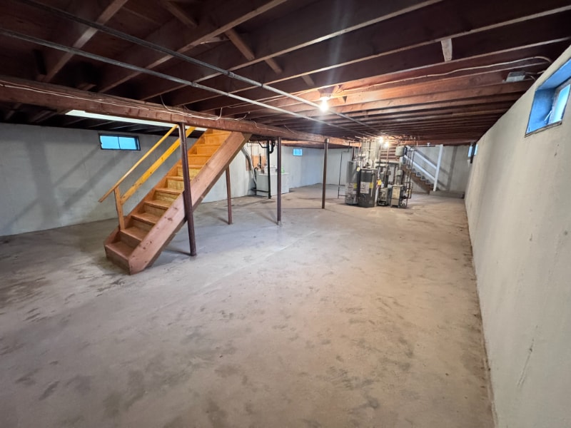 Building Photo - 1 Selander St