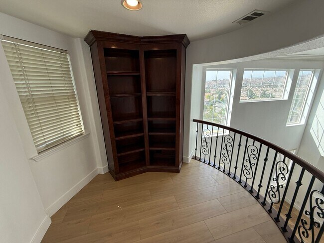 Building Photo - Fair Oaks Ranch 5 Bedroom Home in Canyon C...