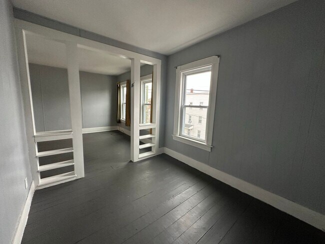 Building Photo - 408 Rimmon St