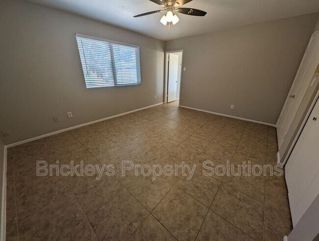 Building Photo - 2431 W Plata Ave
