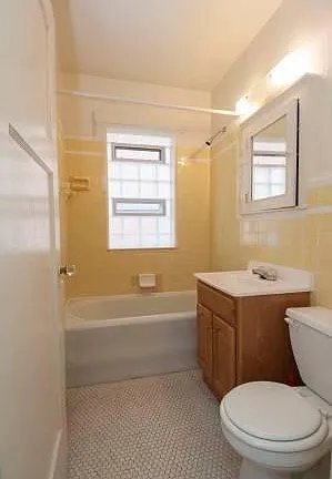 Building Photo - 6541 Northumberland St