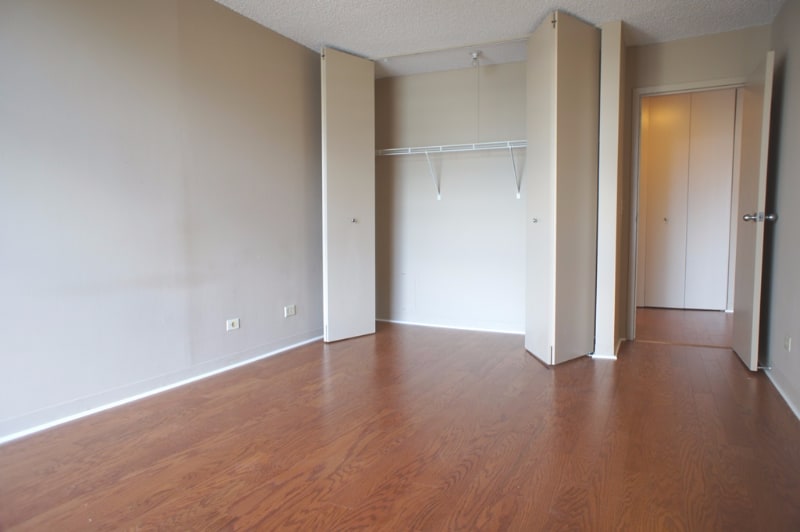 Building Photo - 200 N Dearborn St