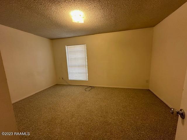 Building Photo - 40 Phlox Dr