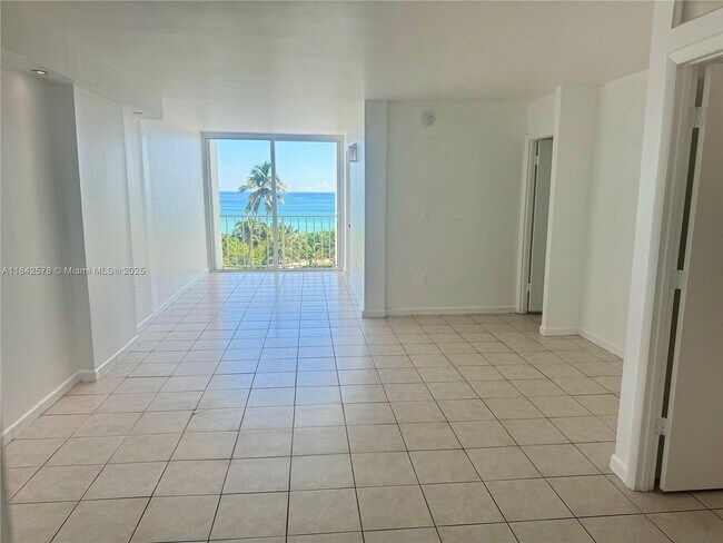 Building Photo - 6450 Collins Ave