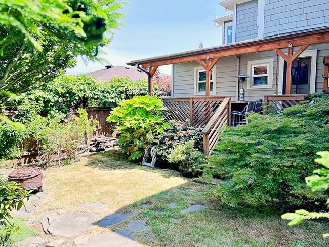 Building Photo - 7315 SE Taylor St