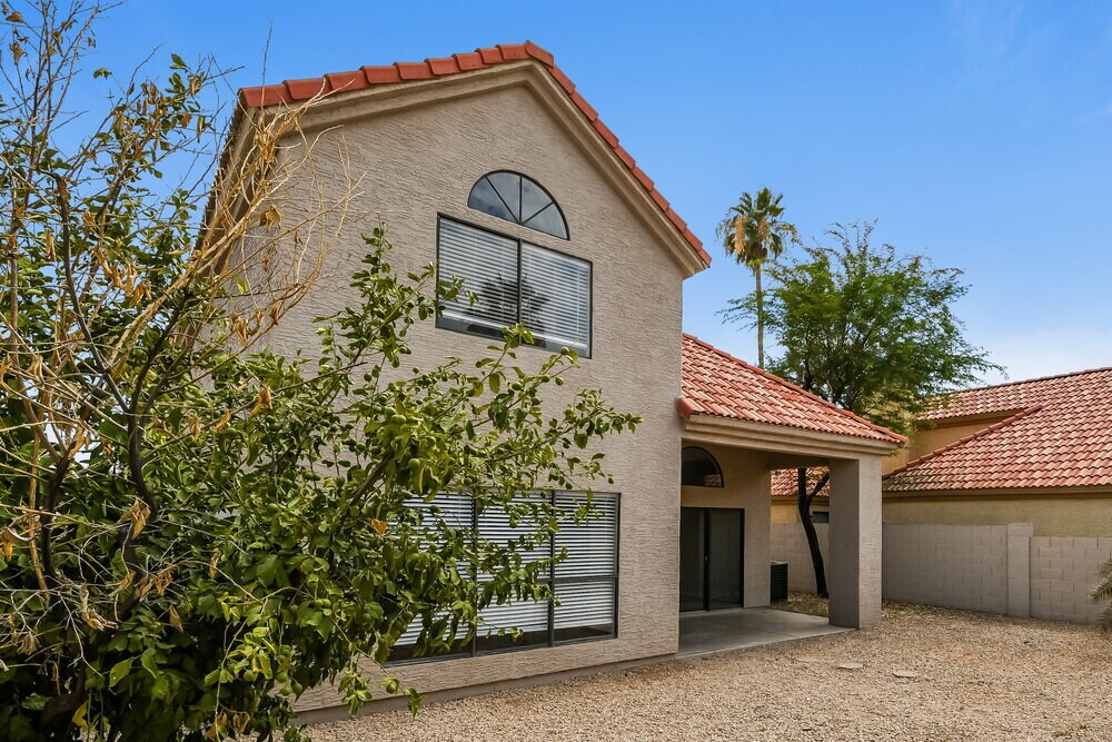 Building Photo - 1534 E Campbell Ave