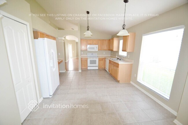 Building Photo - 25422 Lexington Oaks Blvd