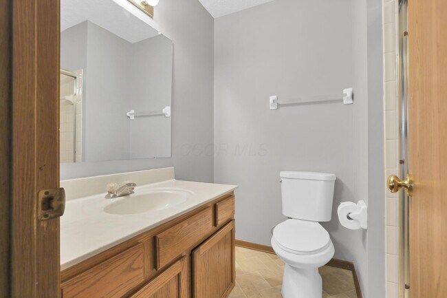 Building Photo - 933 Briaro St