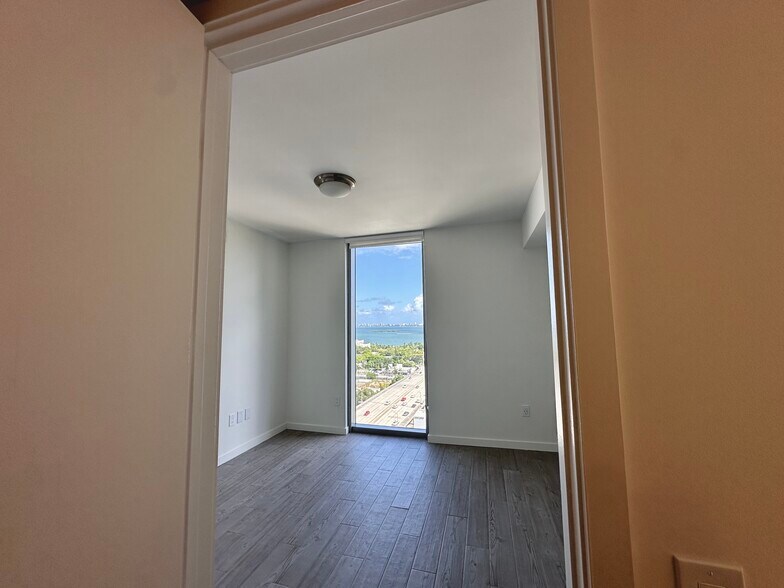 Building Photo - 43 NW 39th St