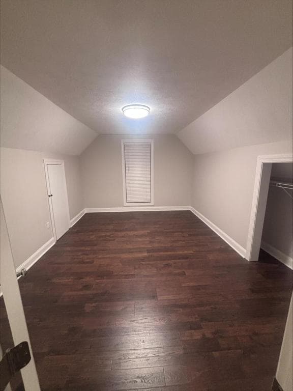 Building Photo - 106 1/2 E College Ave