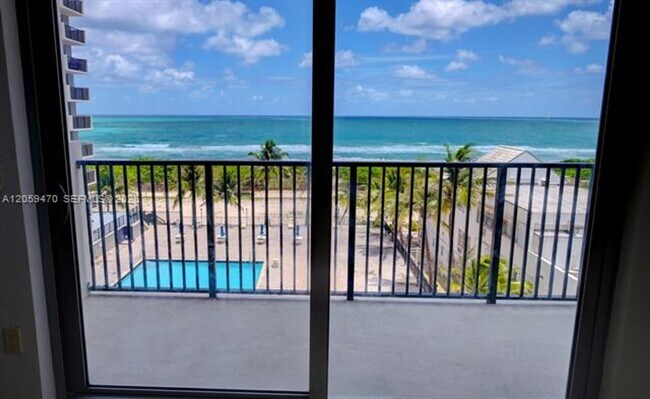 Building Photo - 9273 Collins Ave