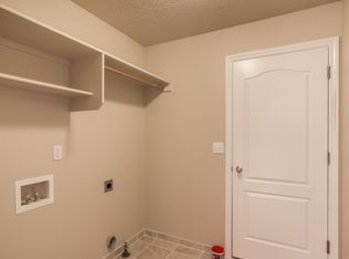 Building Photo - 4190 English|Classy Meridian Home in Great Location!