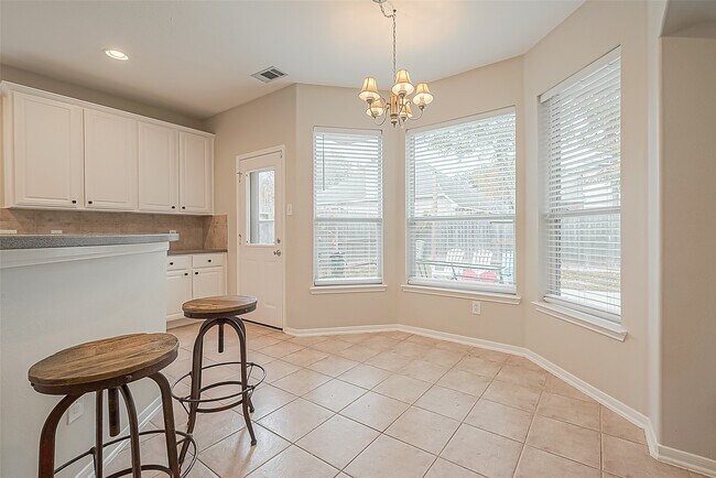 Building Photo - 4202 Stone Oak Ct