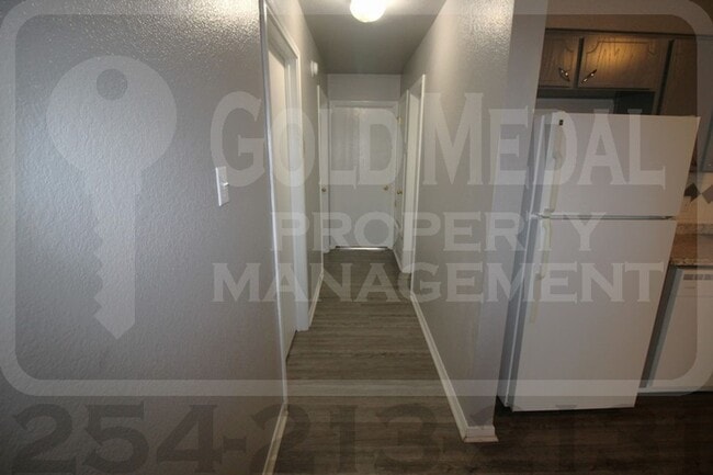 Building Photo - 1408 Pima Trail
