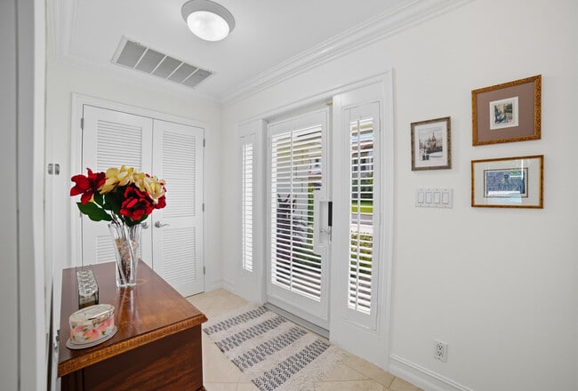 Building Photo - 1050 Gulfstream Way