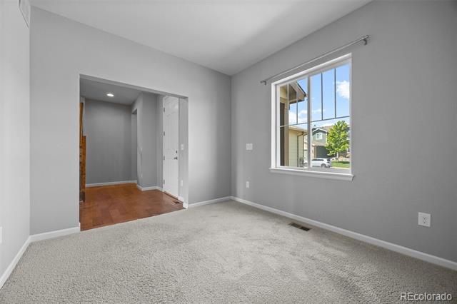 Building Photo - 984 McMurdo Cir