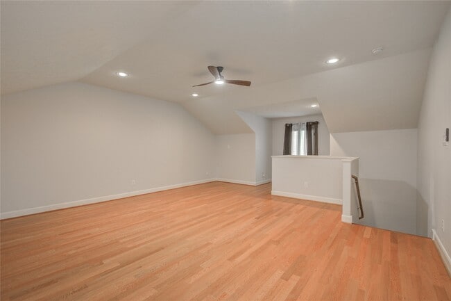 Building Photo - 13619 Brookbluff Ln