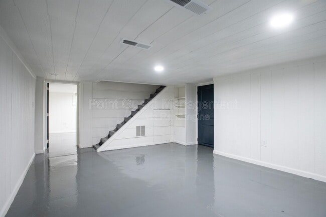 Building Photo - 169 S Belmont St